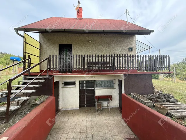 Eladó telek Nagykapornak 4899 nm