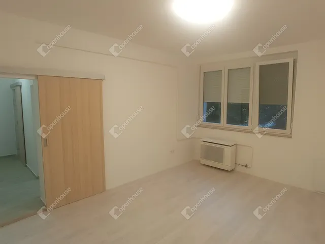 Eladó lakás Zalaegerszeg, Landorhegy 35 nm