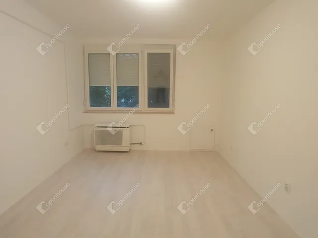 Eladó lakás Zalaegerszeg, Landorhegy 35 nm