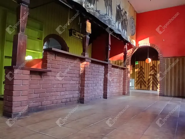 Eladó kereskedelmi és ipari ingatlan Gellénháza 101 nm