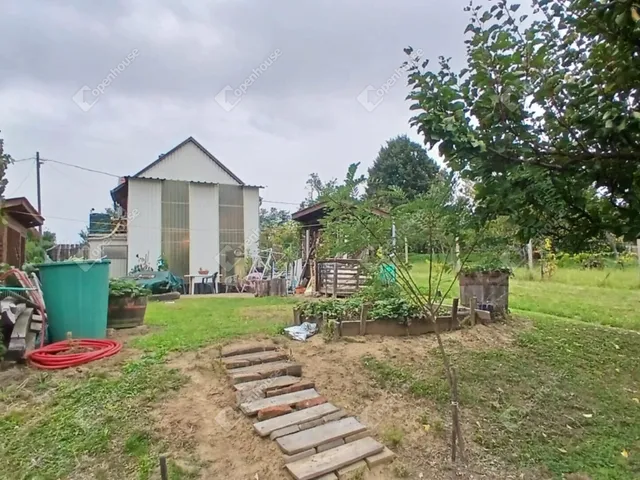 Eladó telek Zalaegerszeg, Bazita 813 nm