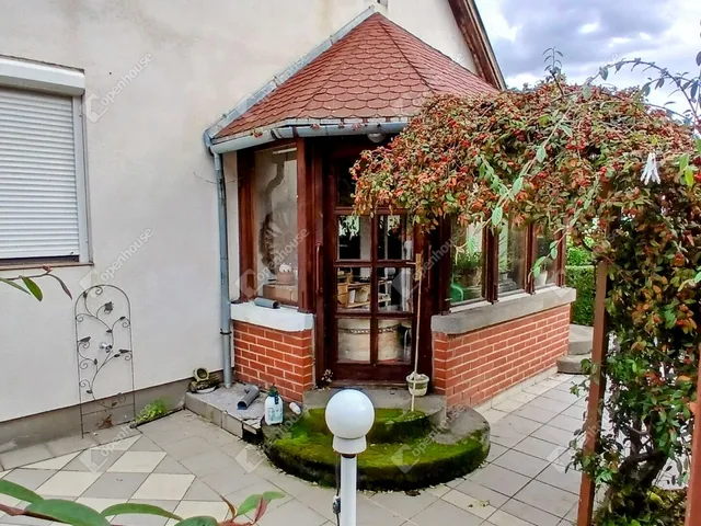 Eladó ház Alsópáhok 103 nm