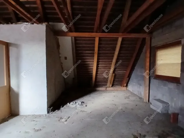 Eladó ház Alsópáhok 103 nm