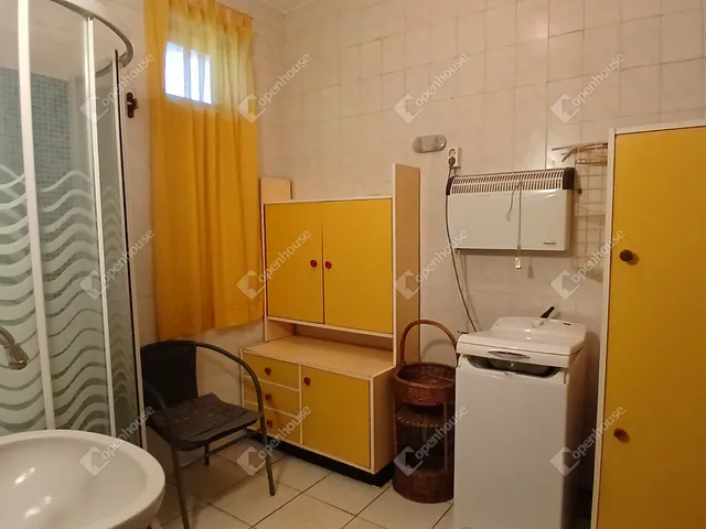 Eladó ház Alsópáhok 103 nm