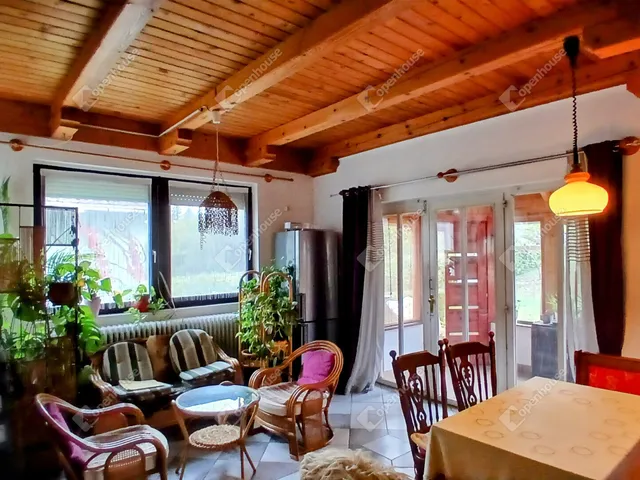 Eladó ház Alsópáhok 103 nm