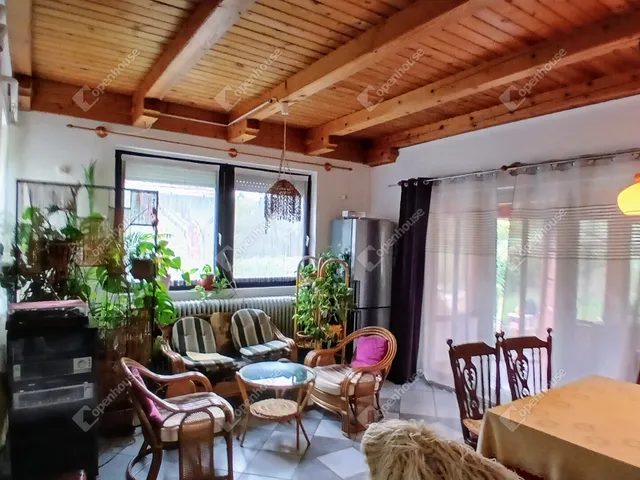 Eladó ház Alsópáhok 103 nm