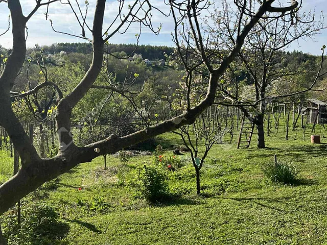 Eladó telek Csatár 2078 nm