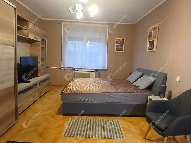 Eladó lakás Zalaegerszeg, Landorhegy 38 nm