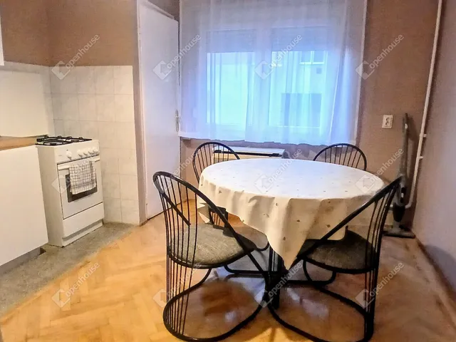 Eladó lakás Zalaegerszeg, Landorhegy 38 nm