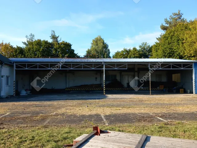 Eladó kereskedelmi és ipari ingatlan Lenti 2048 nm