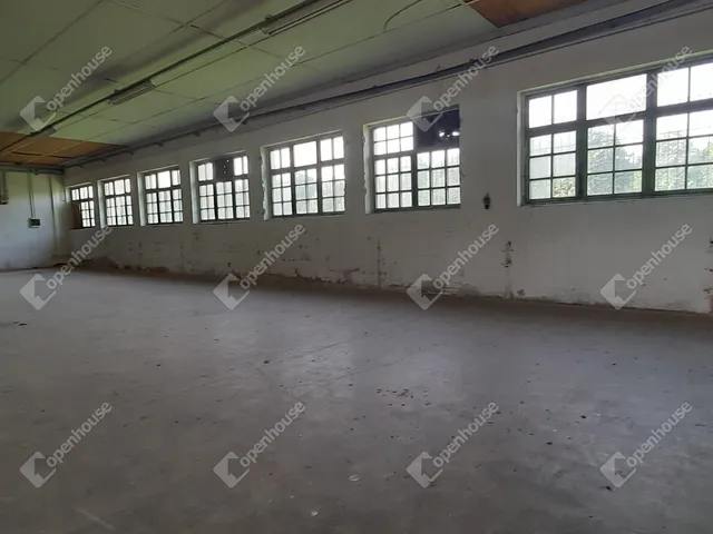 Eladó kereskedelmi és ipari ingatlan Lenti 2150 nm