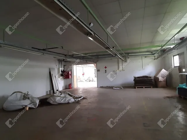 Eladó kereskedelmi és ipari ingatlan Lenti 2150 nm