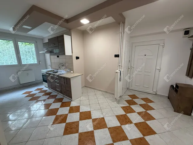 Eladó lakás Zalaegerszeg, Landorhegy 43 nm