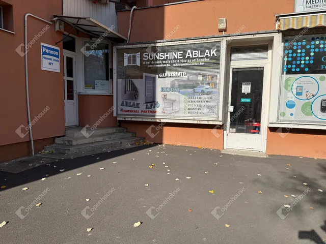 Kiadó kereskedelmi és ipari ingatlan Zalaegerszeg, Belváros 47 nm