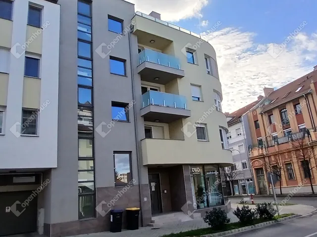 Eladó lakás Zalaegerszeg, Belváros 70 nm