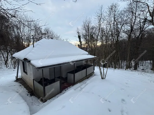 Eladó telek Páka 3519 nm