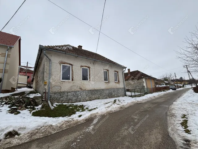 Eladó ház Nemesrádó 90 nm