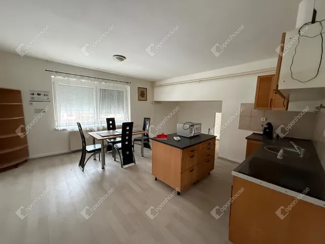 Eladó ház Zalaegerszeg 206 nm