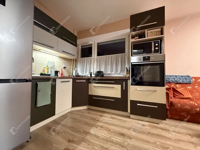 Eladó lakás Zalaegerszeg, Landorhegy 75 nm