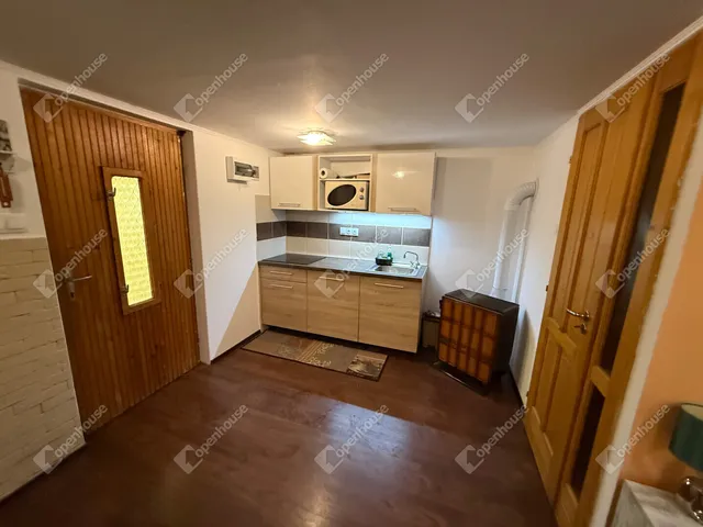 Eladó telek Gyűrűs 2174 nm