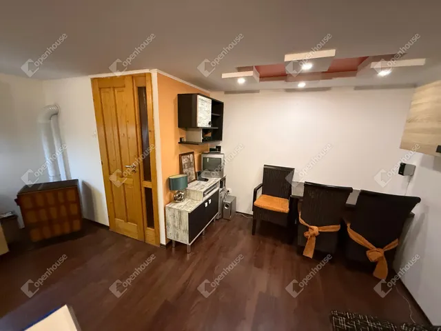 Eladó telek Gyűrűs 2174 nm