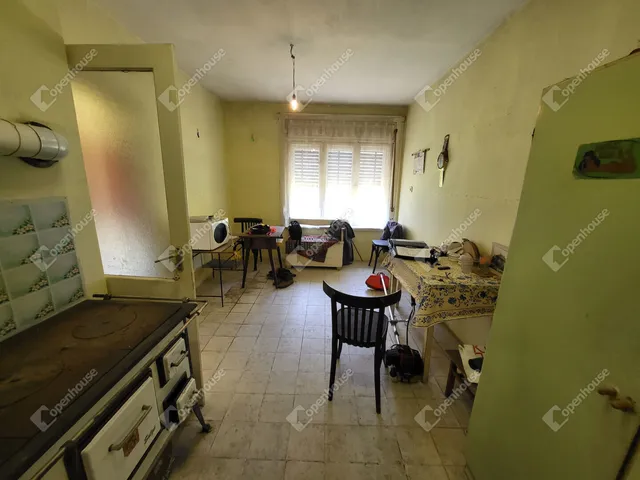 Eladó ház Bak 88 nm