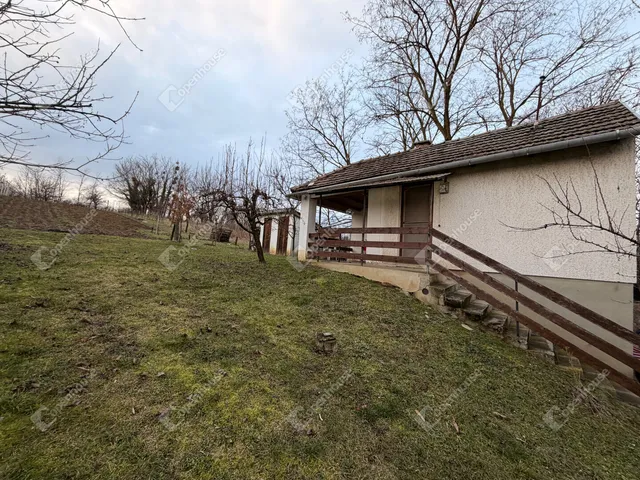 Eladó telek Pacsa 1312 nm