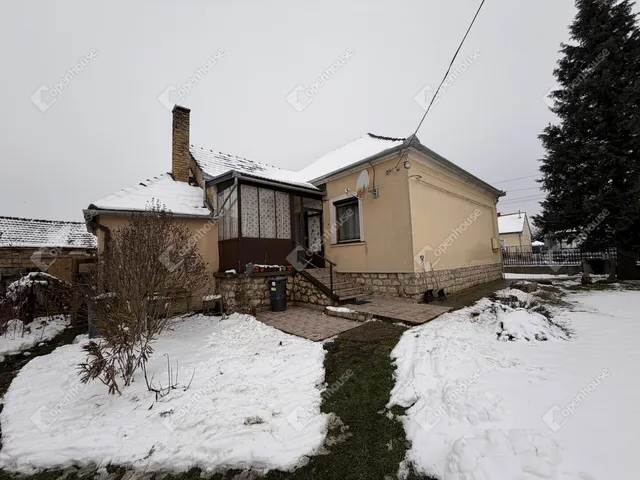 Eladó ház Türje 77 nm