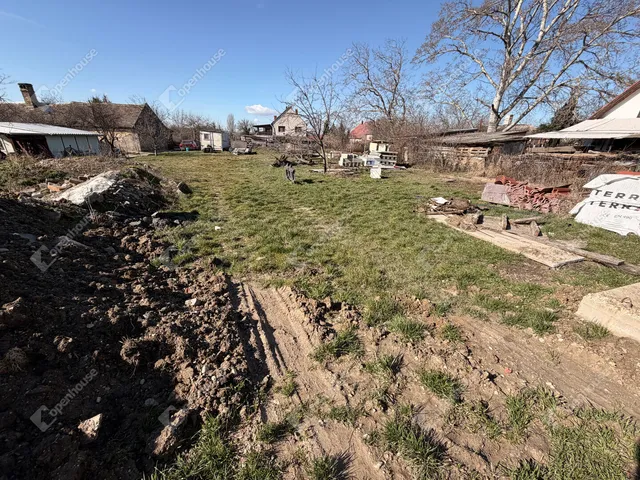 Eladó telek Gyenesdiás 1000 nm