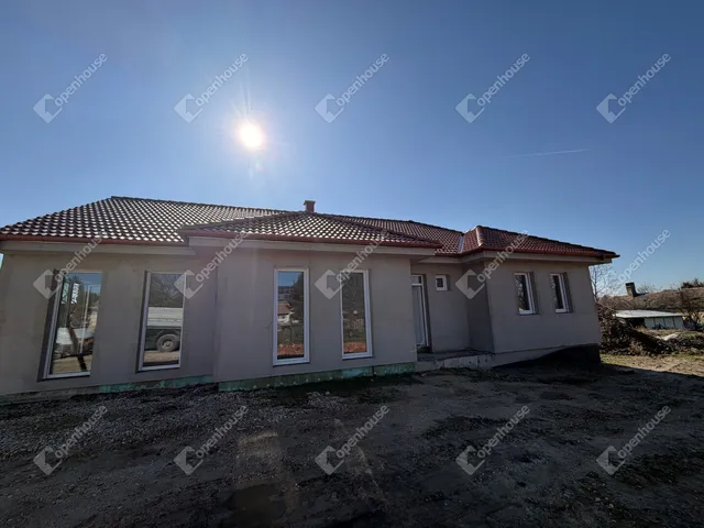 Eladó ház Gyenesdiás 130 nm