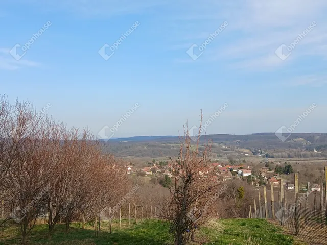 Eladó telek Bocfölde 4022 nm