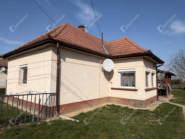 Eladó ház Sármellék 67 nm