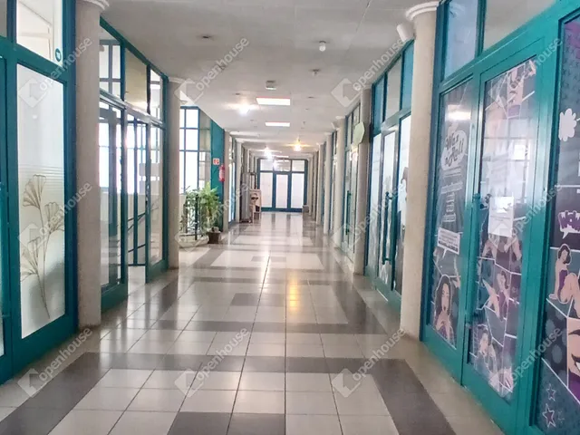 Eladó kereskedelmi és ipari ingatlan Zalaegerszeg, Belváros 34 nm