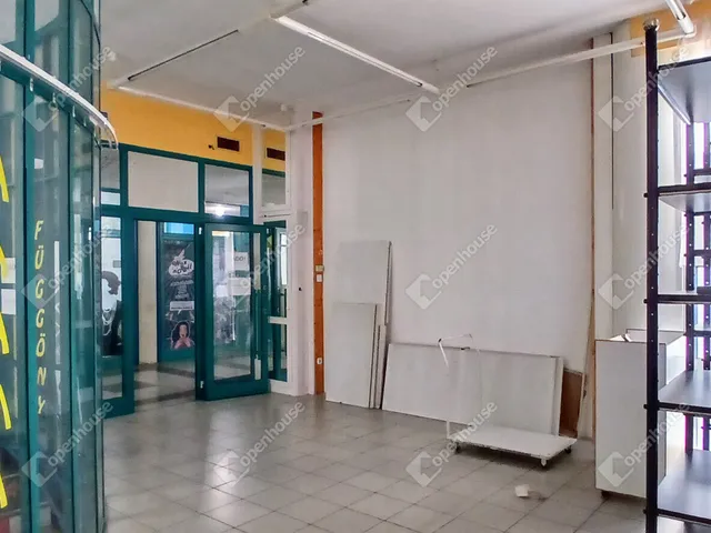 Eladó kereskedelmi és ipari ingatlan Zalaegerszeg, Belváros 34 nm
