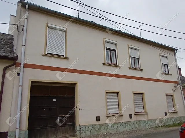 Eladó ház Vasvár 208 nm