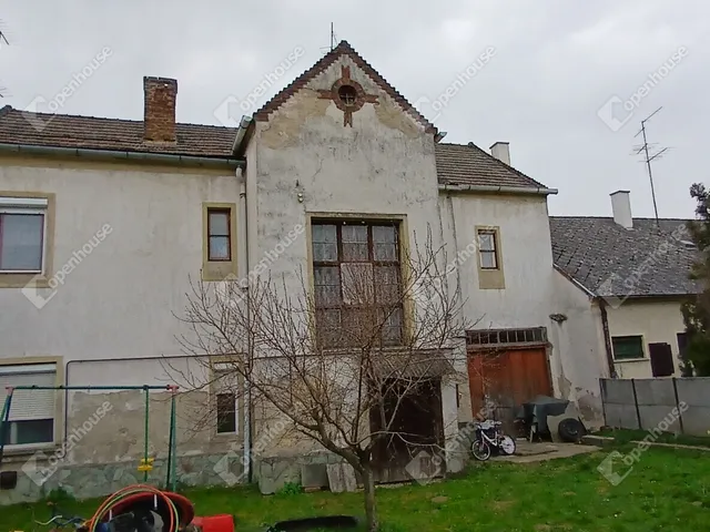 Eladó ház Vasvár 208 nm