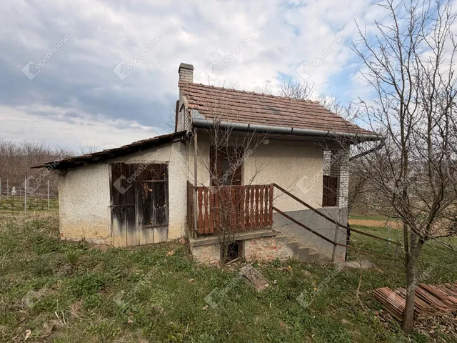 Eladó telek Egervár 1150 nm