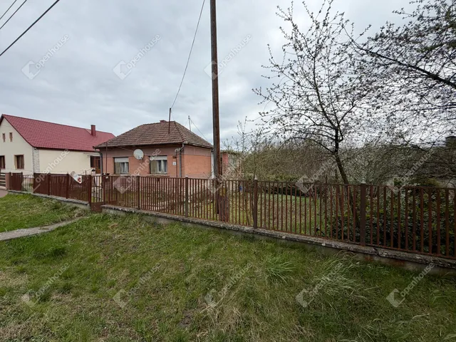 Eladó ház Bucsuszentlászló 86 nm