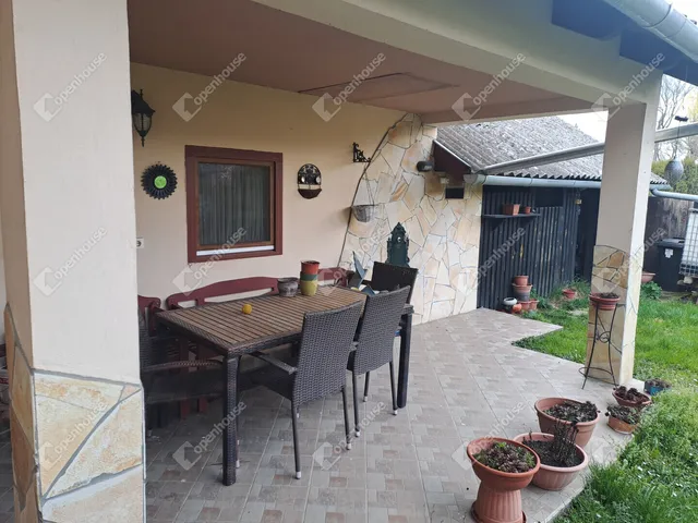 Eladó ház Lenti 141 nm