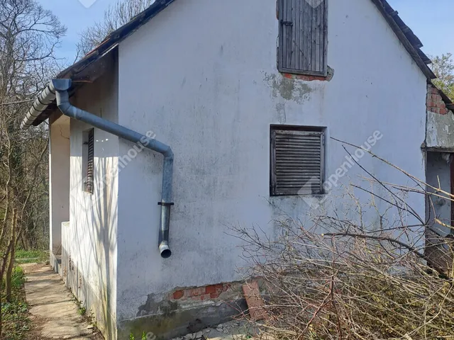 Eladó telek Nádasd 1561 nm