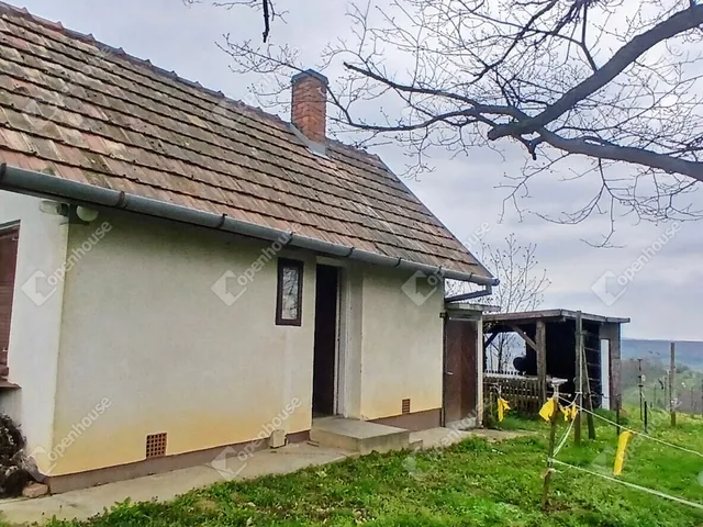 Eladó telek Nagypáli 1446 nm