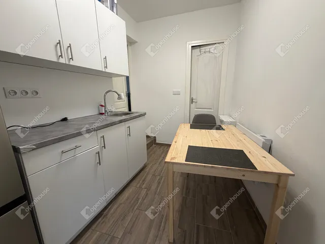 Eladó lakás Keszthely 33 nm