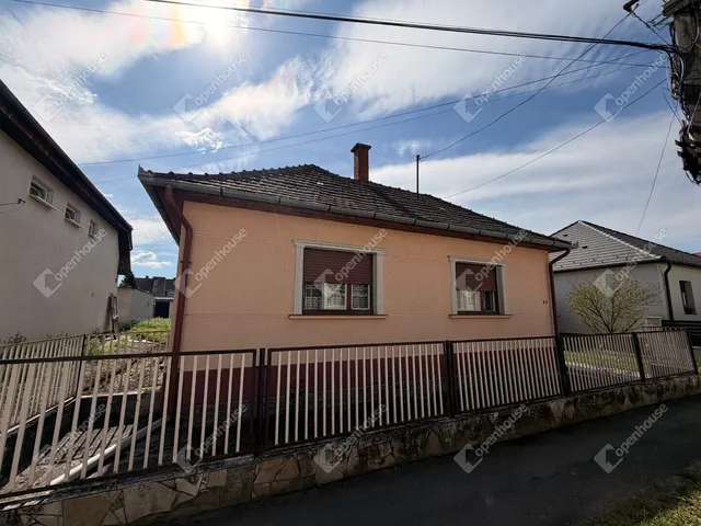 Eladó ház Lenti 111 nm