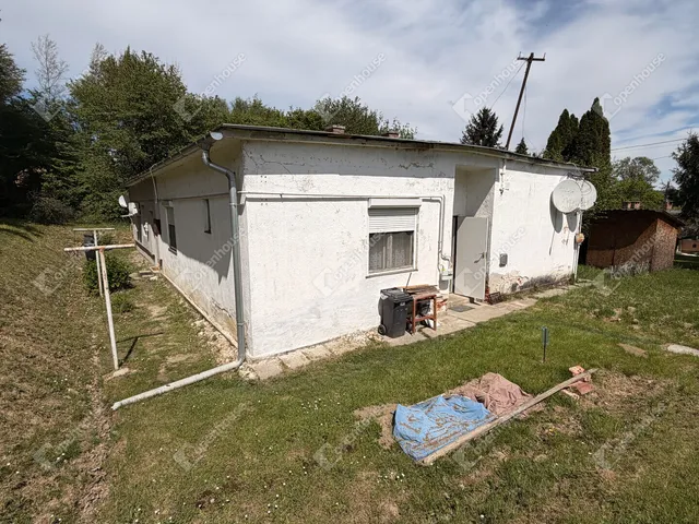 Eladó lakás Lovászi 37 nm