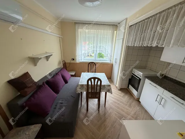 Eladó lakás Zalaegerszeg, Landorhegy 39 nm
