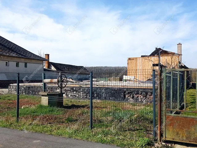 Eladó telek Pölöske 3056 nm