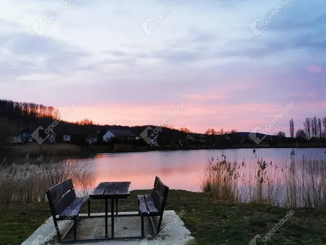 Eladó telek Misefa 1025 nm