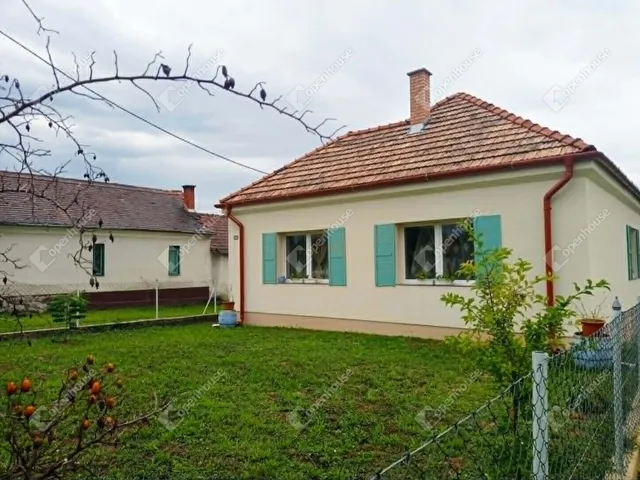 Eladó ház Bajánsenye 96 nm