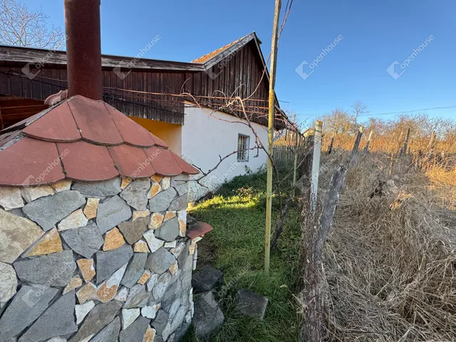 Eladó nyaraló Nagykapornak 28 nm
