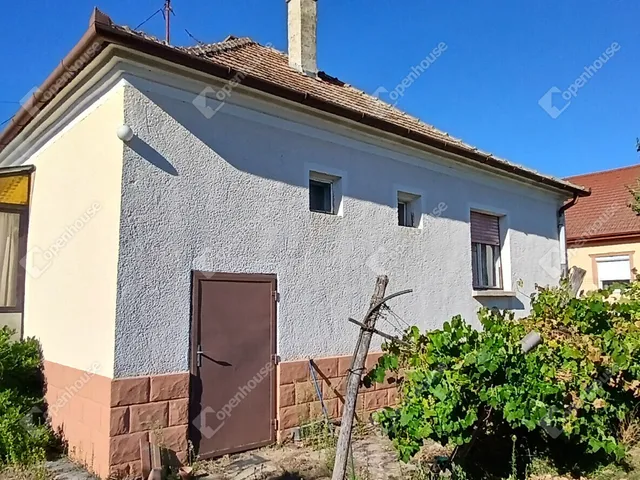 Eladó ház Pácsony 67 nm